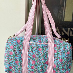 Quilted Floral <b>Duffel</b> <b>Bag</b> Pink Blue Pattern Large Capacity Travel Weekender Tote <b>Bag</b> - Product Image 2