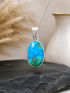 Colgante de Plata 925 con Piedra Preciosa Ovalada de Turquesa 100% Natural |   Cabujón de Turquesa Azul, Joyería de Regalo Bohemia para Niños |   Hecho a Mano - Product Image 1