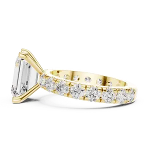 Anillo de Compromiso con Diamante Cultivado en Laboratorio, Corte Esmeralda, Oro Sólido de 18K, Certificado IGI, VVS E-F, Banda Eterna con Acentos Grandes - Product Image 2