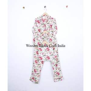 ชุดนอนผ้าฝ้ายพิมพ์ลายบล็อกน้ำหนักเบาสำหรับผู้หญิง เนื้อผ้านุ่ม ระบายอากาศได้ดี เหมาะสำหรับการพักผ่อน การนอนหลับ และสวมใส่สบายๆ - Product Image 5