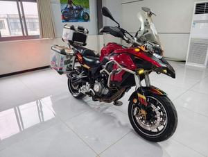 Moto classique ADV TRK502, 500cc, bicylindre en parallèle, refroidissement liquide, ABS, idéale pour les longues distances et les voyages tout-terrain - Product Image 1