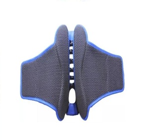 Silla de montar de cuero inglés Endurance de Saddle Maker con armazón de plástico azul, tamaño 16 pulgadas - Product Image 3