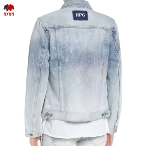 เสื้อแจ็คเก็ตยีนส์ผู้ชายติดกระดุมด้านหน้า ออกแบบเองได้ รับผลิตแบบ OEM ODM สไตล์คลาสสิก แฟชั่นลำลอง - Product Image 6
