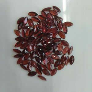 โกเมนสีแดงธรรมชาติ 10x5 มม. ทรงมาร์คีส์ คุณภาพดีที่สุด พลอยเม็ดเดี่ยวสำหรับทำเครื่องประดับ - Product Image 2