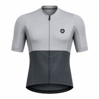 Tenue de cyclisme pour hommes, tissu respirant, design léger, coupe confortable, idéale pour les longues balades et l'utilisation en extérieur.