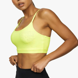 Soutien-gorge de sport durable et flexible offrant un maintien maximal avec technologie anti-transpiration pour vous garder au confort et au sec - Product Image 2