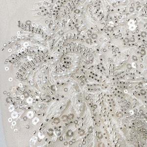 Parches de diamantes de imitación con diseño floral 3D, apliques decorativos tejidos para coser en el pecho, para vestidos de novia, sombreros, material de fieltro - Product Image 1