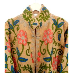 Chaqueta Acolchada de Algodón 100% Bordada para Mujer, Venta al Por Mayor, Ecológica, Transpirable, de Secado Rápido, Estilo Retro para Otoño/Invierno - Product Image 2