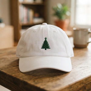 Gorra de Béisbol con Logotipo Bordado Navideño en la Parte Delantera, 6 Paneles, Forma Sin Estructura, Visera Curva, Unisex, Diversos Colores - Product Image 1