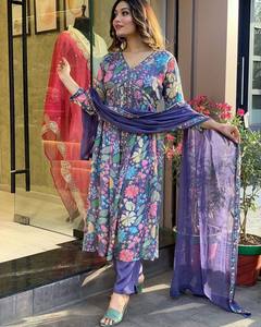 Salwar Kameez Azul Cielo, Traje de Fiesta Hecho de Tela Maslin con Borde de Encaje, Secado Rápido, Estilo Moderno - Product Image 5