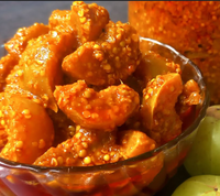 KYAARI Classic Authentieke Premium Pittige Amla Pickle 25Kg Bulkverpakking Gemaakt van Kwaliteitsingrediënten Gezond Lekker 12-18 Maanden Houdbaarheid