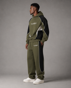 Conjunto Deportivo Fly Humble para Hombre, Color Negro y Blanco, Sudadera con Capucha y Pantalones Largos, Estilo Urbano, con Bolsillos Laterales - Product Image 3