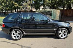 BMW X5 4.4i d'<span class=keywords><strong>occasion</strong></span> de 2006, sans réserve, 1 propriétaire, moteur <span class=keywords><strong>V8</strong></span>, transmission intégrale, pack sport, provenance Californie - Product Image 4
