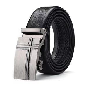 Ceinture pour homme en cuir PU, motif litchi, boucle automatique en fer, ceinture simple et polyvalente pour un usage décontracté - Product Image 4