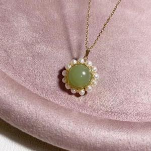 Collar de Perlas de Agua Dulce Xiuyu Versátil y Elegante, Diseño de Girasol, Plata de Ley 925, Inspirado en la Naturaleza - Product Image 4