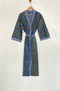 ชุดกิโมโนลายพิมพ์บล็อกการ์ตูนสำหรับผู้หญิง ผ้าฝ้ายทอ 100% เนื้อนุ่ม ระบายอากาศได้ดี ชุดนอนฤดูร้อน ทำมือ ODM คอวี เอวยางยืด ยาวเต็มตัว - Product Image 2