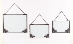 Marco de Fotos Rectangular de Latón y Vidrio Pf1130a de Diseño Artesanal, Decoración de Mariposas, Cadena Ligera para Colgar en la Pared, Acabado Negro Uttar - Product Image 2