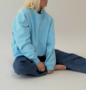Sweat-shirt en molleton respirant à col montant pour femme, avec lettres brodées sur le devant, vente en gros - Product Image 1