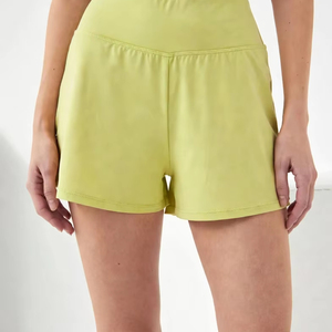 Shorts de sport taille haute pour femme, effet sculptant fessier, froncé, pour la course, le yoga, le fitness et la gym, style cycliste - Product Image 1