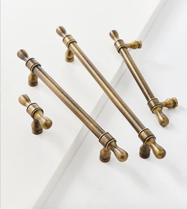 Tiradores de gabinete retro de latón antiguo grabados a medida, tiradores de cajones, pomos dorados para cómodas, tiradores de puertas de armario modernos - Product Image 4