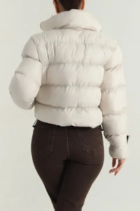EVER GLOW Chaqueta Acolchada de Piel de Oveja y Lona para Mujer, Diseño Personalizado de Alta Calidad, Transpirable, Otoño Invierno, Superventas al Por Mayor - Product Image 3