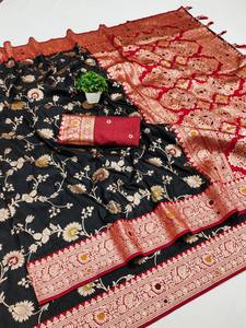 Sari Banarasi pour mariage avec un riche travail de broderie Zari - Product Image 3