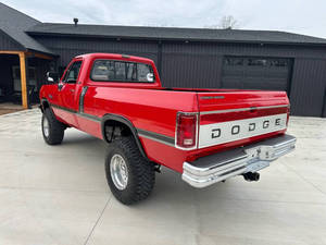 รถกระบะ Dodge RAM 250 LE 4WD ปี 1993 รุ่นเก่า สภาพดี เอกสารครบถ้วน ความต้องการสูง - Product Image 2
