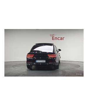 Genesis G80 2024, 2.5 Turbo, 2WD, Gasolina, Automático, Asientos de Cuero, Cámara Trasera, 22,094 km, con Volante a la Izquierda - Product Image 3