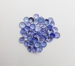 Piedras preciosas sueltas de tanzanita de 5 mm de primera calidad, talladas en forma redonda, facetadas y calibradas, piedra de tanzanita natural para la fabricación de joyas a bajo precio. - Product Image 2
