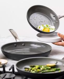 Chatham duro anodizzato Set di 3 pezzi di padella | GreenPan - Product Image 4