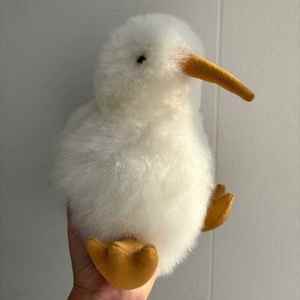 Juguete de Peluche Personalizado de Alpaca Suave y Esponjosa, Pequeño, con Forma de Kiwi, para Bebés y Niños - Product Image 1