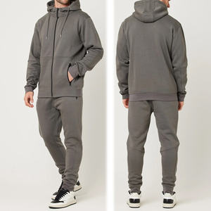 Conjunto de Sudadera con Capucha Oversize Personalizado para Hombre, Pantalones Cargo de Chándal Modernos, Transpirables, de Corte Holgado con Cremallera y Detalle de Pintura - Product Image 3