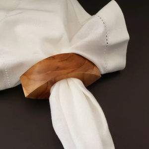 Anillo para Servilletas de Madera de Forma Redonda que Mejora la Experiencia Gastronómica Tradicional con una Belleza Natural y un Atractivo Atemporal - Product Image 1