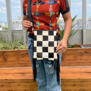 Moda personalizable pelo de alta calidad en cuero de vaca flecos hombro a cuadros patrón de ajedrez bolso de moda para mujer - Product Image 4