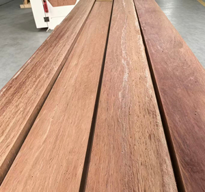 Planches en bois de pin massif naturel et planches en bois de camphre pour usage hôtelier - Product Image 1