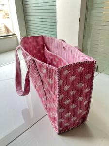 Bolso Tote Acolchado de Algodón, Tela Natural, Estampado Floral a Mano, Estampado Indio, Bolso de Hombro para Viajes y Compras - Product Image 2