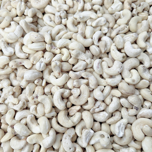 Trusted Factory Organic Cashew <b>Nuts</b> Wholesale Ww450 Ww320 Good Quality Import Cashew <b>Nuts</b> From Vietnam Customized Packing - Product Image 1