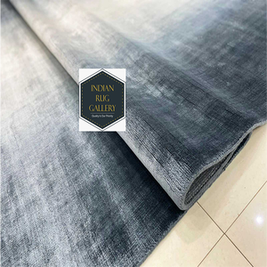 Alfombra Moderna de Diseño Personalizado, Multicolor, con Nudos, en Degradado de Colores, Viscosa Premium, en Tonos Gris, Azul Marino, para Interiores, Diseño Estadounidense - Product Image 4