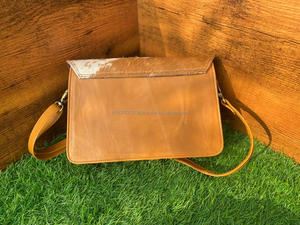 New Arrival Wholesale Embossed Cowhide Leather Crossbody <b>Bag</b> for Women High Quality Floral Design Genuine Leather <b>Shoulder</b> <b>Bags</b> - Product Image 5