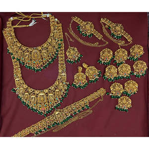 Juego de Joyería de Moda Jewelemarket con Perlas de Potasio Chapadas en Oro para Novia 10575539GL - Product Image 1