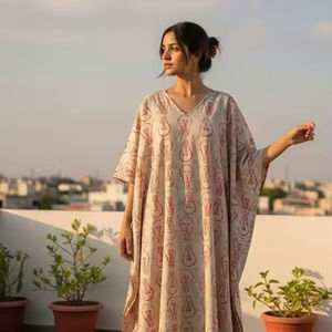Robe Kaftan Bohème en Coton Imprimé à la Main pour Femme, Coupe Ample, Style Ethnique, Idéale Plage et Été - Product Image 1