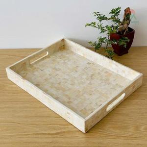 Bandeja de madera lacada para desayuno o café con incrustaciones de nácar, bandeja otomana con asas, bandeja para té, diseño cuadrado con incrustaciones. - Product Image 1