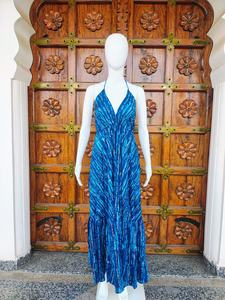 Vestido largo de algodón con cuello halter y espalda descubierta para mujer, estilo bohemio, tie-dye, para verano, playa o resort. - Product Image 2