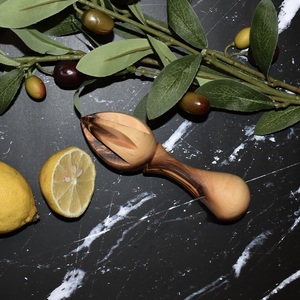 Wooden Manual Lemon <b>Reamer</b> Juicer Dishwasher Safe Kitchen Accessory - Product Image 3