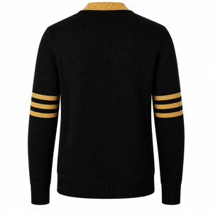 Cardigan noir en tricot pour femme Alpha Phi Alph avec rayures dorées, manches longues, pull décontracté pour la fraternité, l'université et le collège - Product Image 2