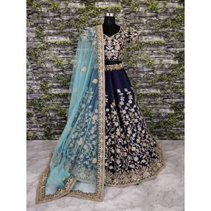 Lehenga choli ผ้าไหม banglory สีน้ำเงินเข้มพร้อมงานปักผ้า - Product Image 4