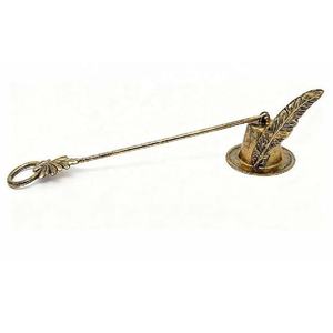 New Arrival Modern Bow Design Aluminium Candle Snuffer Long Handle Christmas Handmade Durable Candle Extinguisher Wick - Product Image 2