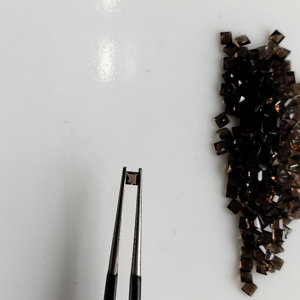 ควอตซ์สโมคกี้ธรรมชาติ 2.5 มม. ทรงสี่เหลี่ยมเจียระไนแบบสเต็ปคัท คุณภาพดีที่สุด พลอยเม็ดเดี่ยวสำหรับทำเครื่องประดับและสร้อยคอ - Product Image 1