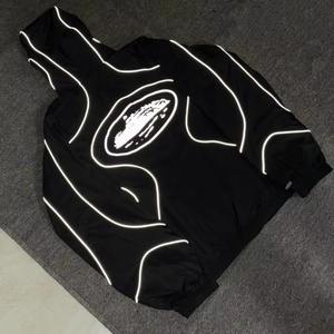 Conjunto Deportivo de Dos Piezas con Chaqueta Cortavientos y Pantalones Joggers de Nailon con Logotipo Personalizado de Diseño Moderno, 100% Nailon para Hombre - Product Image 5