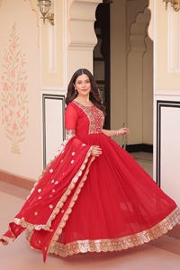 Colecciones de Salwar Kameez de estilo indio-pakistaní, tradicionales, de tela de georgette sintética, para bodas, para mujeres, con bordados. - Product Image 2